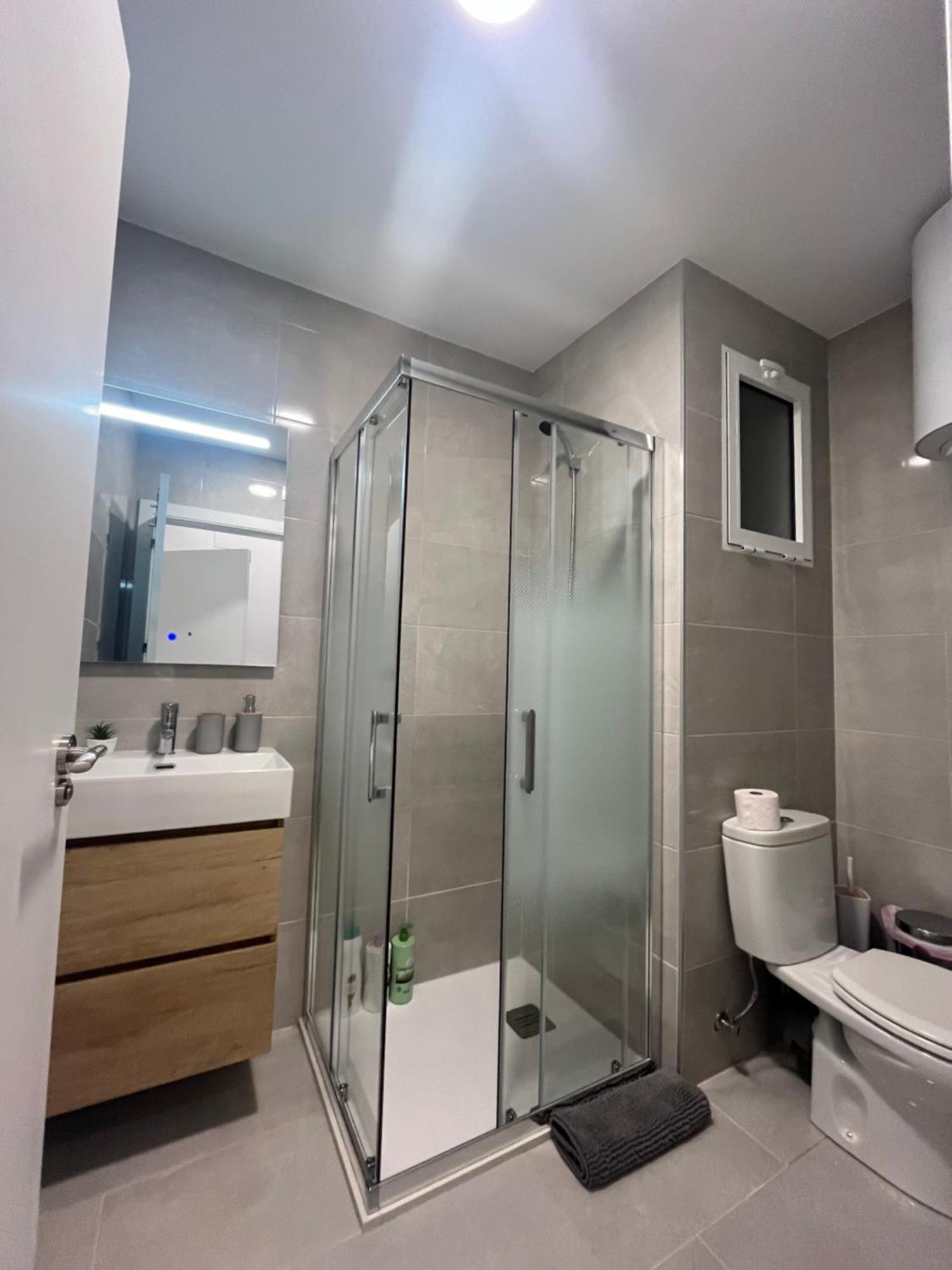 Apartamento Leon Centrico, Moderno Y Muy Equipado Almansa Dış mekan fotoğraf